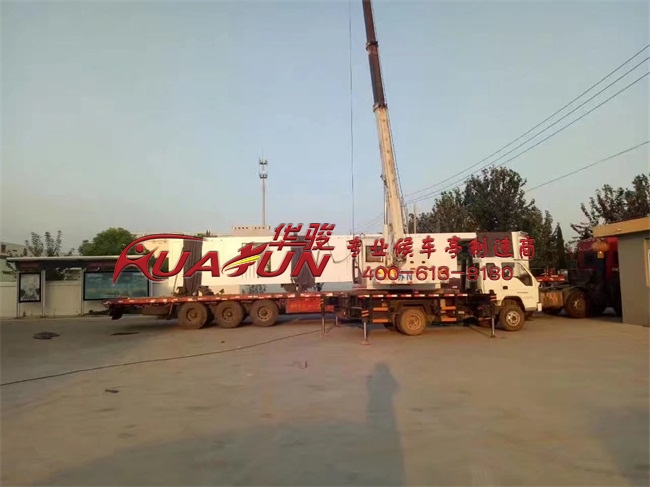 贵州都匀第二批候车亭发货(图2) 贵州都匀第二批候车亭发货(图2)