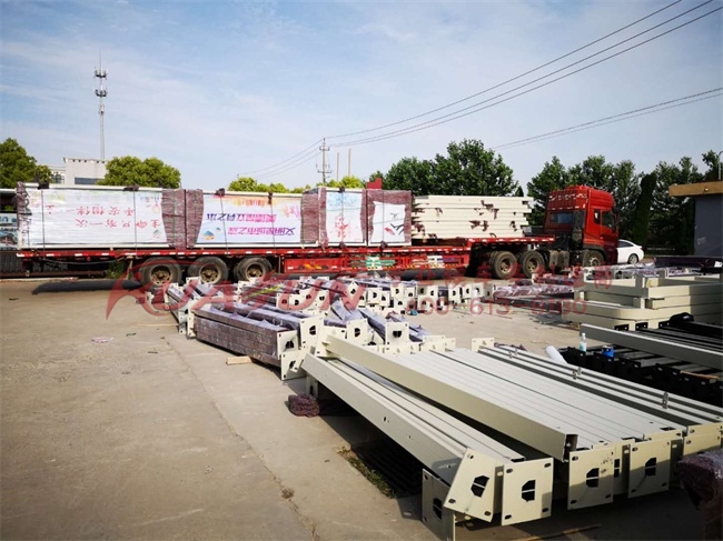 湖南长沙公交候车亭发货(图3) 湖南长沙公交候车亭发货(图3)