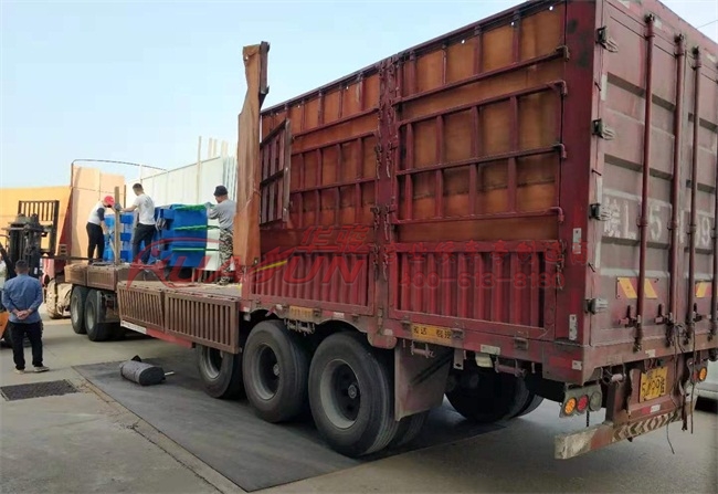 江苏盐城宣传栏发货(图3)