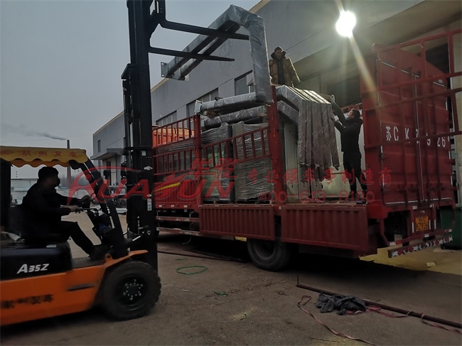 江苏徐州老客户候车亭发货(图1)