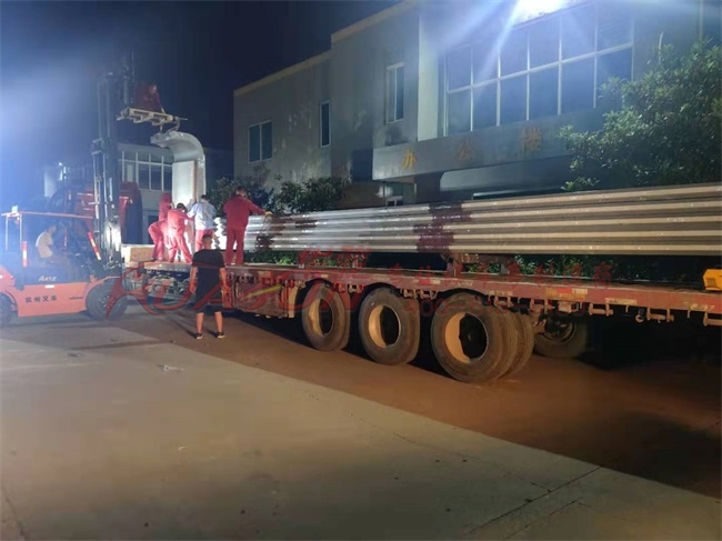 湖南第七批智能候车亭发货(图1)