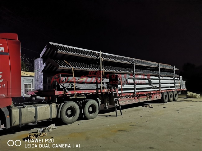 湖南长沙不锈钢候车亭发货(图2)