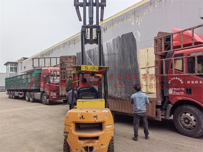 出口刚果现代候车亭再次发货(图1)