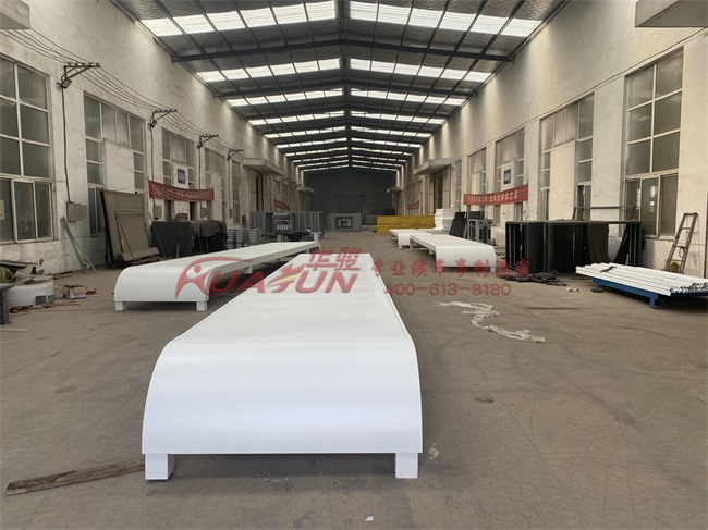 新疆克拉玛依港湾候车亭发货(图1)