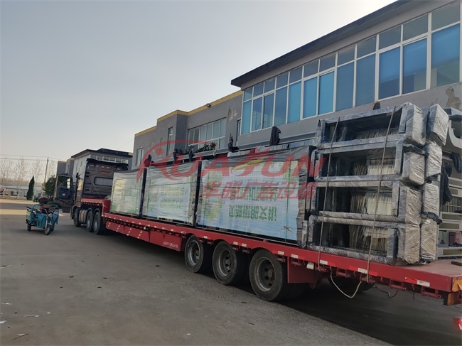 安徽马鞍山第二批候车亭发货(图2) 安徽马鞍山第二批候车亭发货(图2)