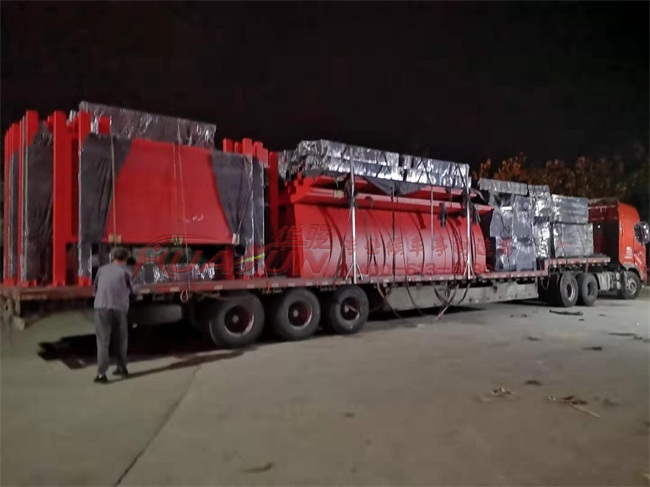 山东烟台牟平区中国红公交候车亭(图3)