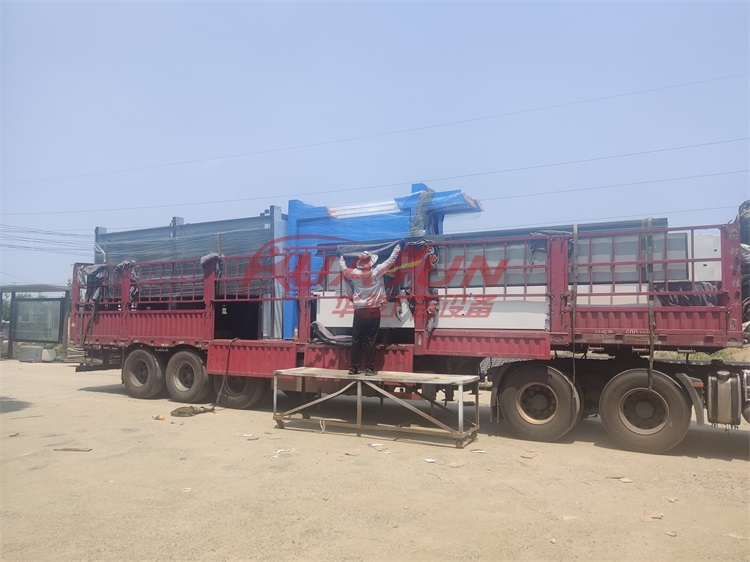 广东不锈钢候车亭发货(图2)