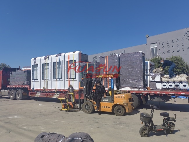 湖北武汉第五批候车亭发货(图1)