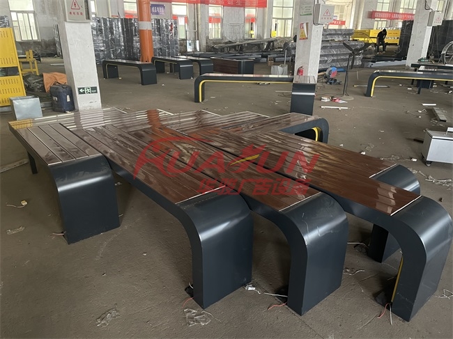 新疆克拉玛依公交站台第五批发货(图1) 新疆克拉玛依公交站台第五批发货(图1)