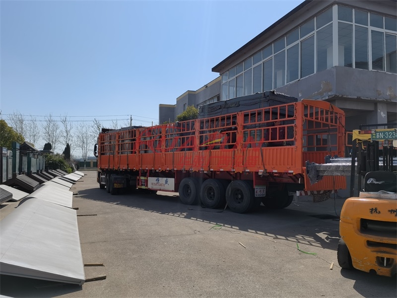 江苏高邮公交站台第八批发货(图2)