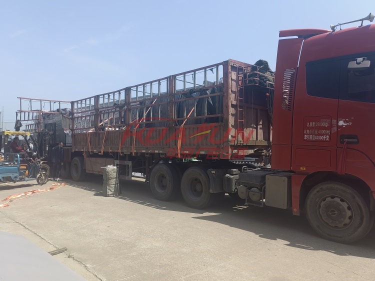 江苏高邮十一批候车亭发货(图2) 江苏高邮十一批候车亭发货(图2)