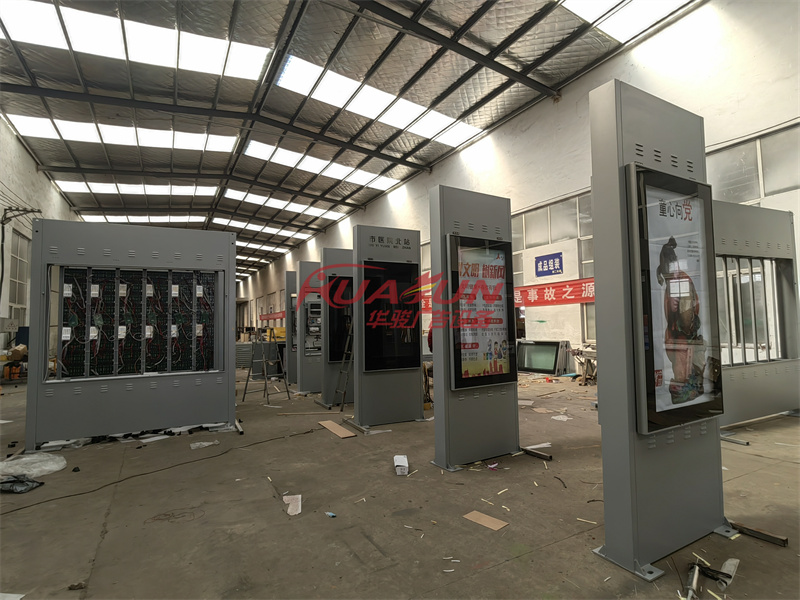 山东乳山智能候车亭第一批发货(图2)