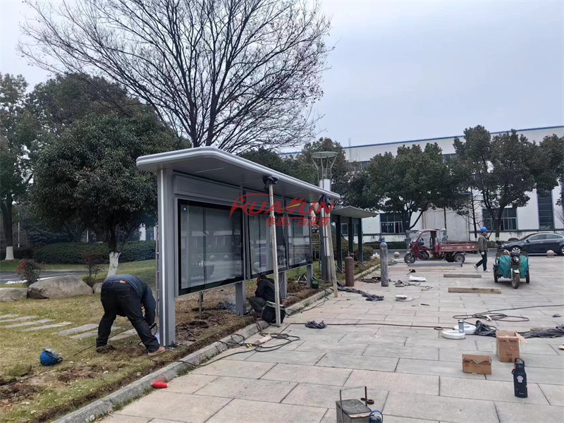 江苏无锡工厂宣传栏发货(图2) 江苏无锡工厂宣传栏发货(图2)