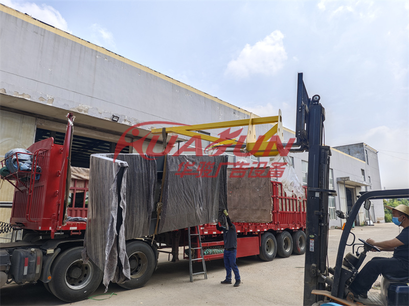 江苏扬州二十五批候车亭发货(图2) 江苏扬州二十五批候车亭发货(图2)