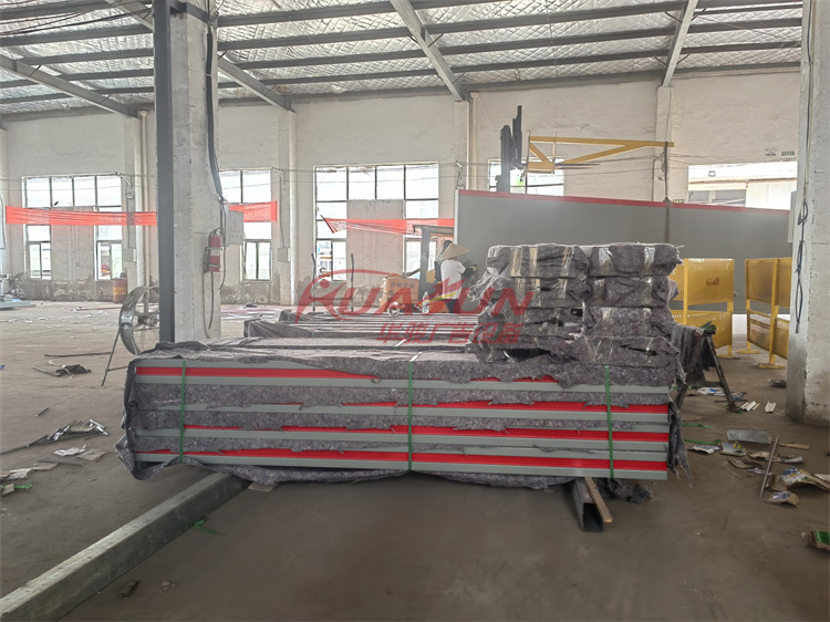 河北承德公交站台发货(图3) 河北承德公交站台发货(图3)