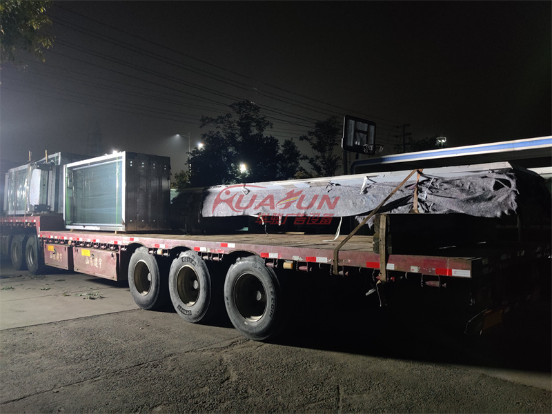 浙江杭州不锈钢候车亭发货(图1) 浙江杭州不锈钢候车亭发货(图1)