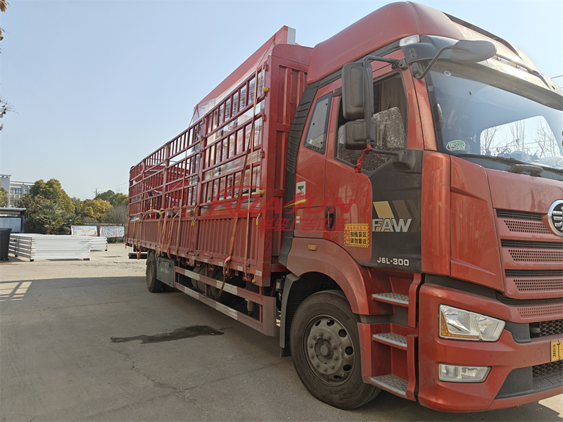 福建南平公交候车亭发货(图2) 福建南平公交候车亭发货(图2)