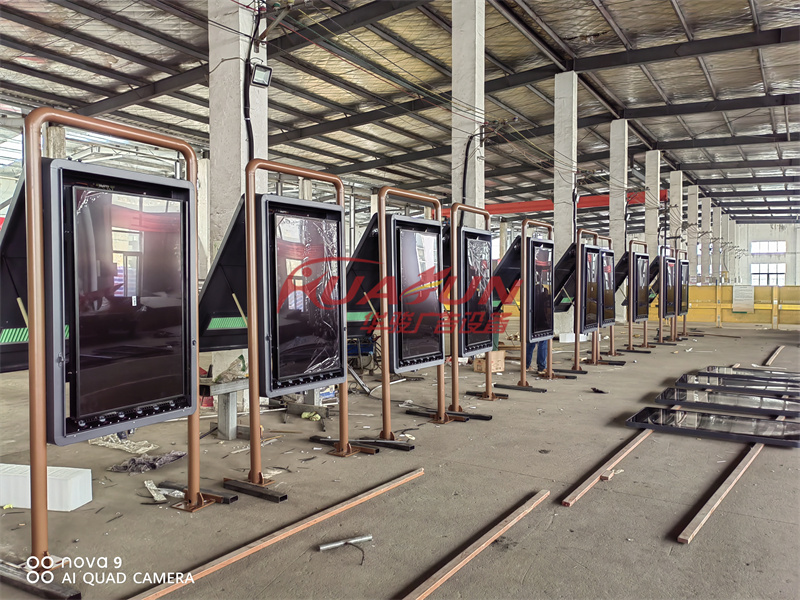 北京智能电子站牌发货(图3)