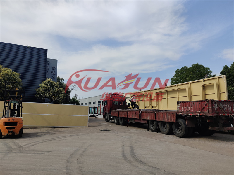 海南陵水公交候车亭发货(图2) 海南陵水公交候车亭发货(图2)